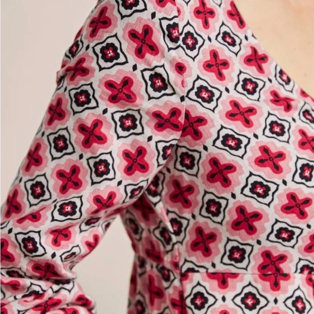 16/18 R  Boden Red, Pink, and Black Geometric Print Linen Dress with Pockets